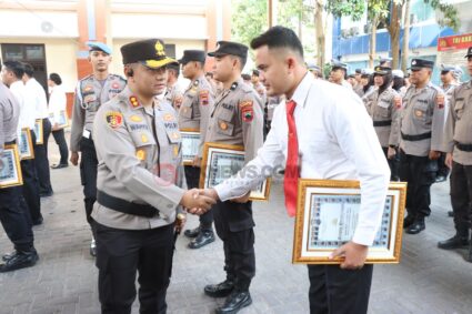 70 Anggota dan Mitra Polri Terima Penghargaan dari Polres Kudus