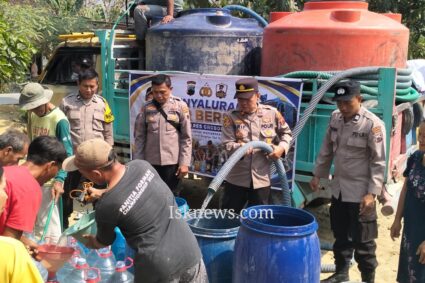 Kemarau Panjang, 131 Desa di Grobogan Krisis Air Bersih, Polisi Salurkan 21 Truk Air