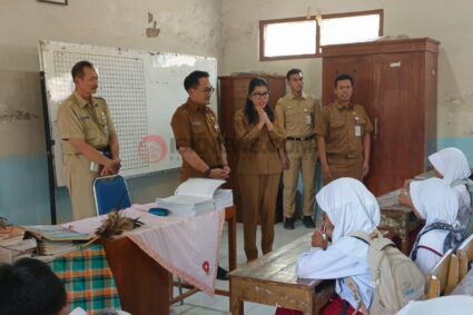 Wakil Bupati Kudus Usulkan Insect Killer di SD 3 Bulungcangkring untuk Atasi Gangguan Lalat